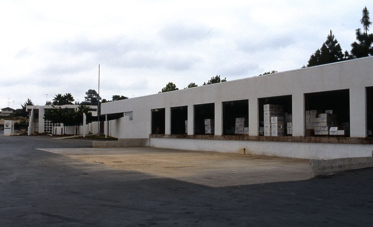 Loading dock (#02/03): 1983