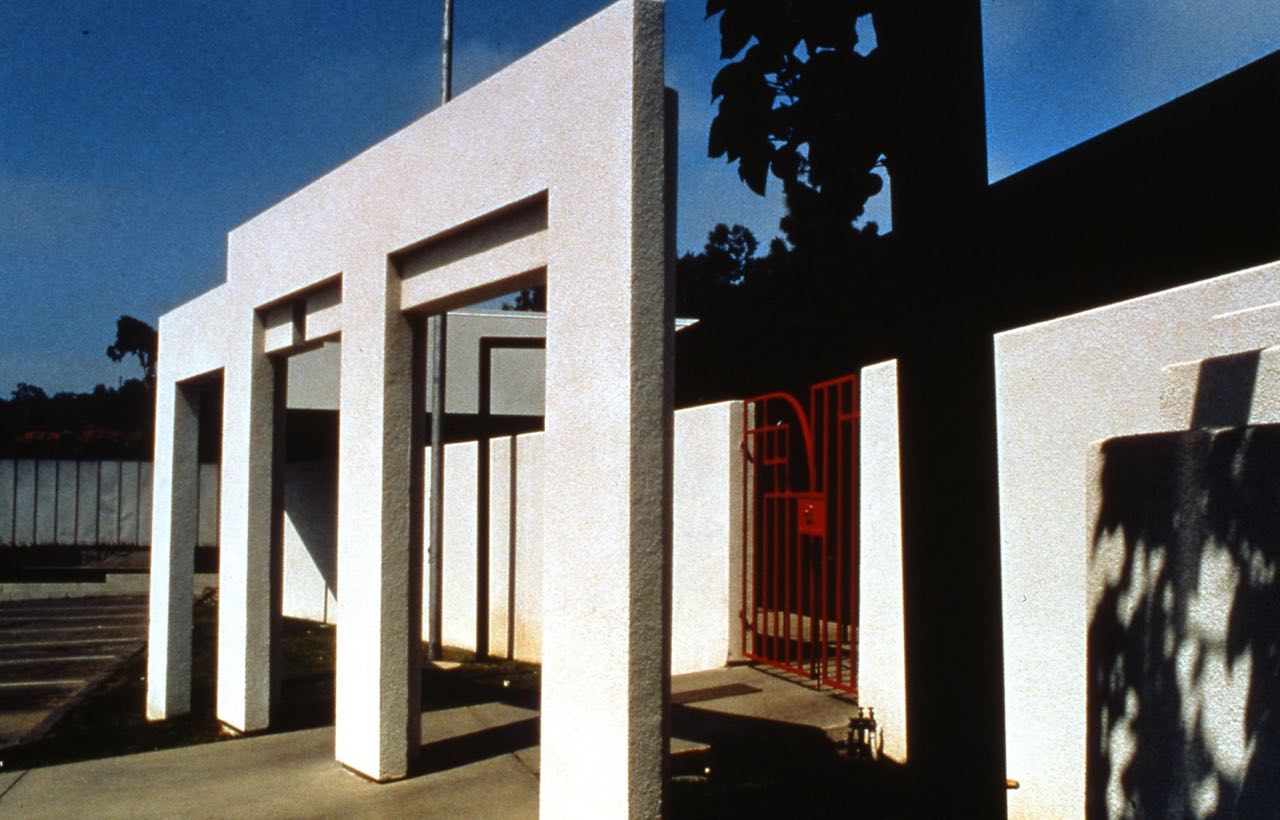 Red employee gate (#01/02): 1983